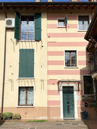 Bilocale in vendita a Brescia, San Zeno, 55 mq