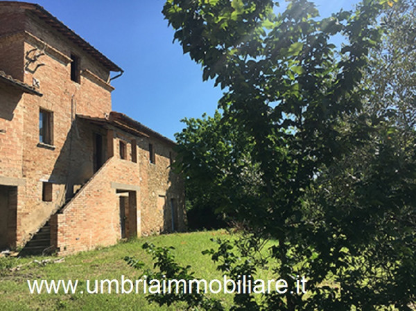Rustico/Casale in vendita a Marsciano, Con giardino, 400 mq - Foto 3
