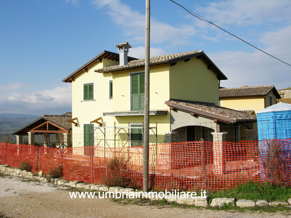 Villa in vendita a Collazzone, Con giardino, 150 mq - Foto 1