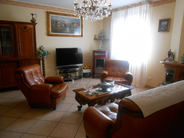 Villa in vendita a Sergnano, Residenziale, Con giardino, 210 mq - Foto 2