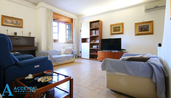 Villa in vendita a Taranto, Rione Laghi - Taranto 2, Con giardino, 133 mq - Foto 18
