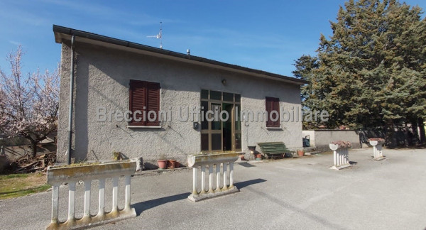 Casa indipendente in vendita a Trevi, Pigge, Con giardino, 90 mq