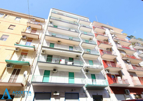Appartamento in vendita a Taranto, Rione Italia - Montegranaro, 111 mq - Foto 3