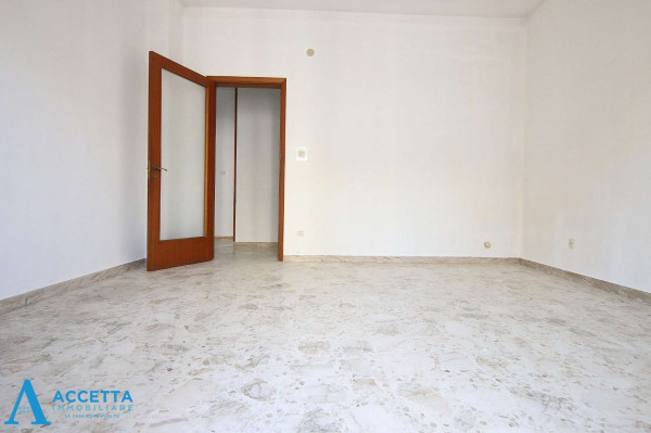 Appartamento in vendita a Taranto, Rione Italia - Montegranaro, 130 mq - Foto 18