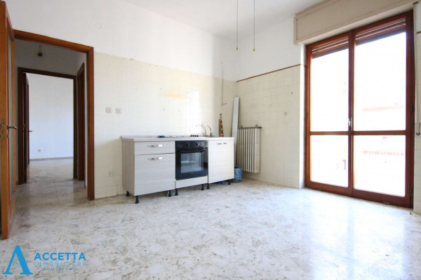 Appartamento in vendita a Taranto, Rione Italia - Montegranaro, 130 mq - Foto 14