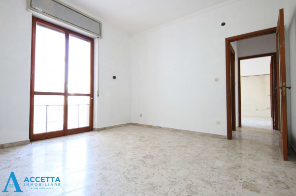 Appartamento in vendita a Taranto, Rione Italia - Montegranaro, 130 mq - Foto 12
