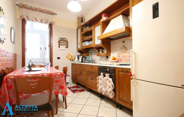 Appartamento in vendita a Taranto, Tre Carrare - Battisti, 81 mq - Foto 14