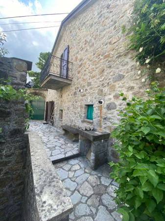 Casa indipendente in vendita a Varese Ligure, Centro, Con giardino, 90 mq - Foto 16