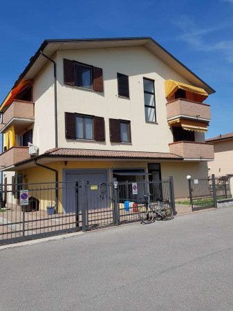 Appartamento in vendita a Palazzo Pignano, Residenziale, 96 mq