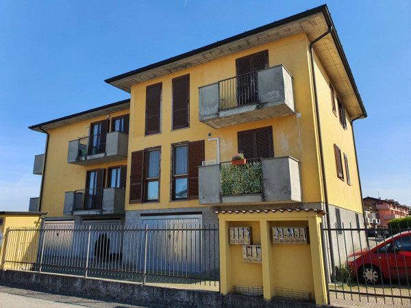 Appartamento in vendita a Boffalora d'Adda, Residenziale, Con giardino, 82 mq