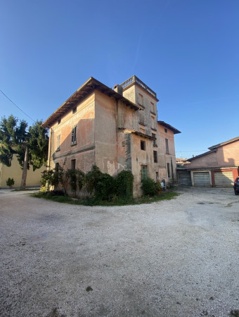 Casa indipendente in vendita a Roncadelle, Roncadelle, 300 mq