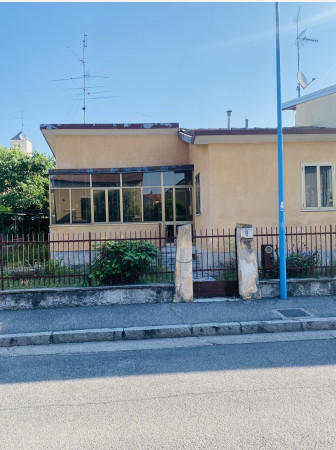 Villa in vendita a Brescia, S.anna, Con giardino, 100 mq