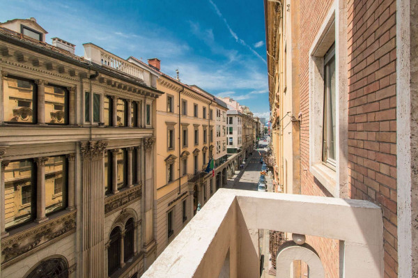 Appartamento in vendita a Torino, 130 mq