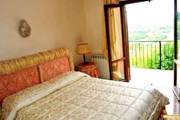 Villa in vendita a Perugia, Monte Bagnolo, Con giardino, 500 mq