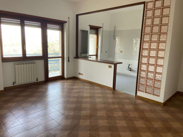 Appartamento in vendita a Roma, Mostacciano, 98 mq