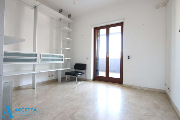 Appartamento in vendita a Taranto, Con giardino, 131 mq - Foto 9