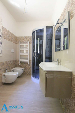 Villa in vendita a Taranto, Rione Laghi - Taranto 2, Con giardino, 84 mq - Foto 8