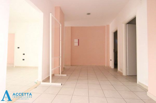 Appartamento in vendita a Taranto, Tre Carrare, Italia, Montegranaro, 106 mq