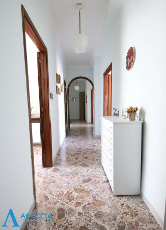 Appartamento in vendita a Taranto, Rione Italia, Montegranaro, 115 mq - Foto 14