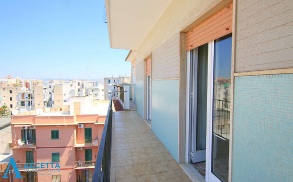 Appartamento in vendita a Taranto, Rione Italia, Montegranaro, 115 mq - Foto 5