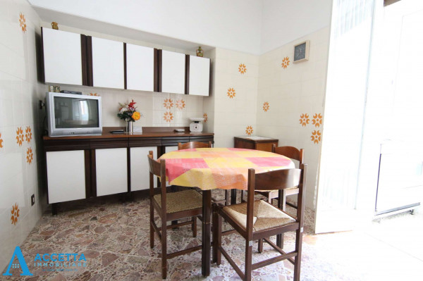Appartamento in vendita a Taranto, Rione Italia, Montegranaro, 115 mq - Foto 12