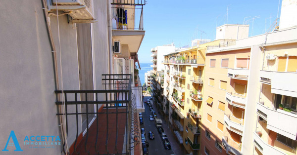 Appartamento in vendita a Taranto, Rione Italia, Montegranaro, 125 mq - Foto 9