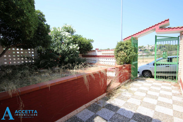 Casa indipendente in vendita a Leporano, Litoranea Salentina, Con giardino, 90 mq - Foto 17