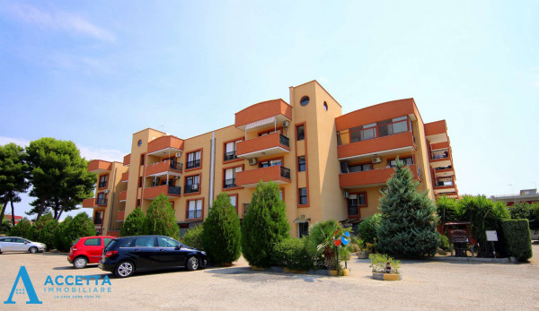 Appartamento in vendita a Taranto, Talsano, Con giardino, 110 mq