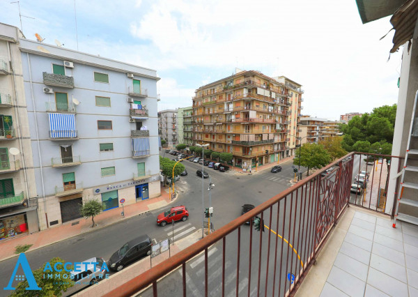 Appartamento in vendita a Taranto, Rione Italia, Montegranaro, 70 mq - Foto 12
