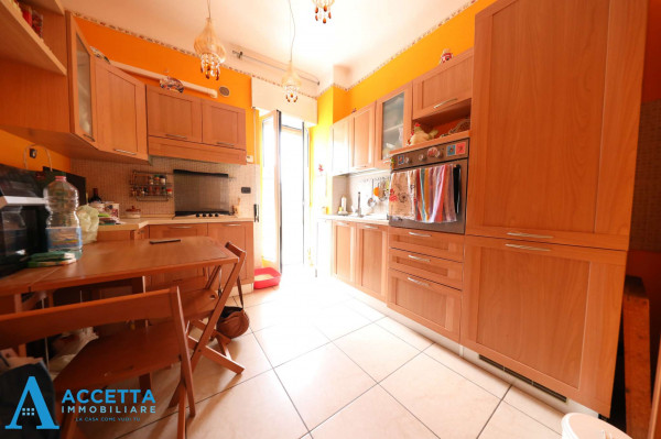 Appartamento in vendita a Taranto, Rione Italia, Montegranaro, 70 mq - Foto 14