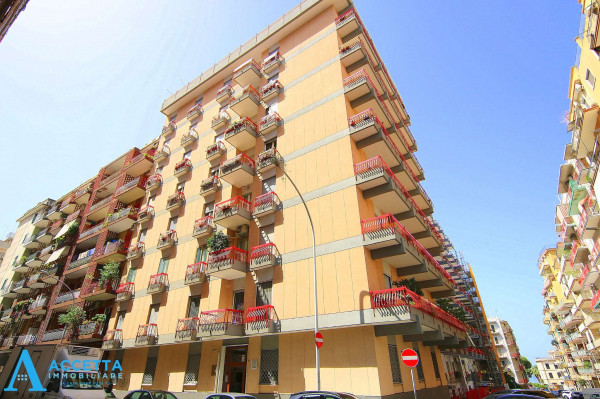 Appartamento in vendita a Taranto, Rione Italia, Montegranaro, 98 mq - Foto 3