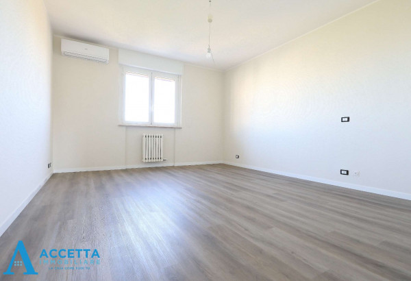 Appartamento in vendita a Taranto, Talsano, 128 mq - Foto 13