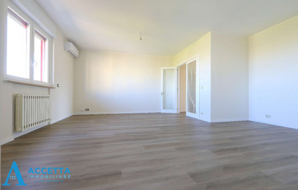 Appartamento in vendita a Taranto, Talsano, 128 mq - Foto 1