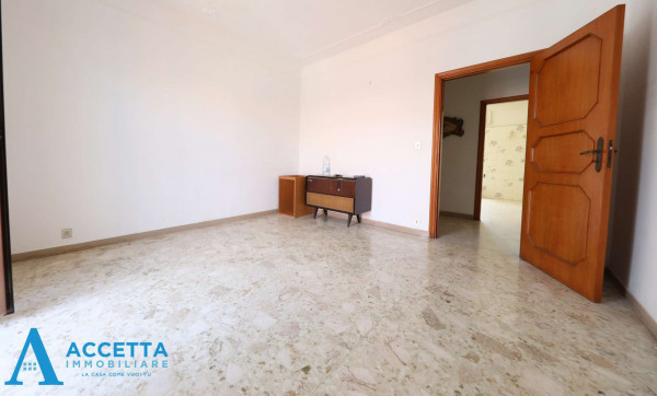 Appartamento in vendita a Taranto, Tre Carrare - Battisti, 89 mq - Foto 8
