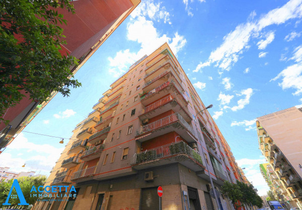 Appartamento in vendita a Taranto, Tre Carrare - Battisti, 89 mq