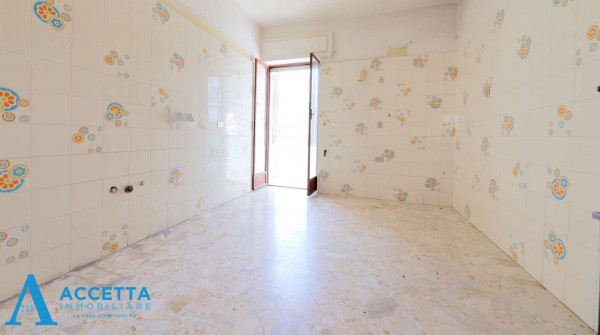 Appartamento in vendita a Taranto, Tre Carrare - Battisti, 89 mq - Foto 13