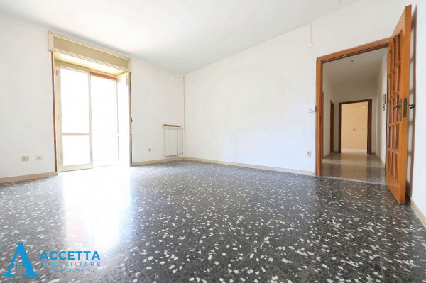 Appartamento in vendita a Taranto, Rione Italia, Montegranaro, 72 mq - Foto 13