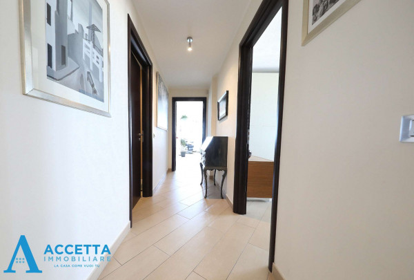 Appartamento in vendita a Taranto, Tre Carrare - Battisti, 136 mq - Foto 14