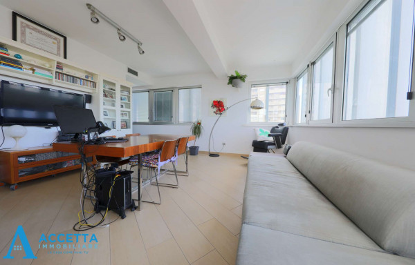 Appartamento in vendita a Taranto, Tre Carrare - Battisti, 136 mq - Foto 12
