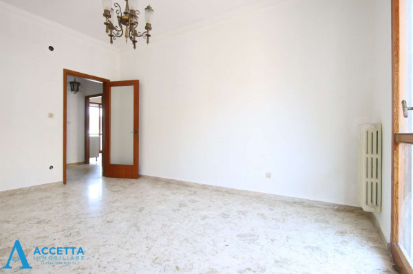 Appartamento in vendita a Taranto, Rione Italia - Montegranaro, 130 mq - Foto 9