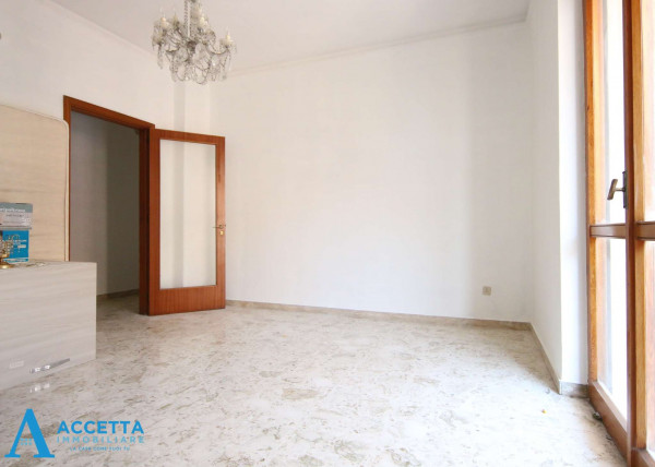 Appartamento in vendita a Taranto, Rione Italia - Montegranaro, 130 mq - Foto 6