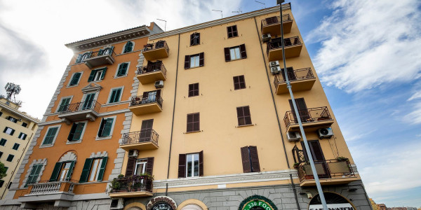 Appartamento in vendita a Roma, Ponte Lungo / Appia Nuova, 72 mq