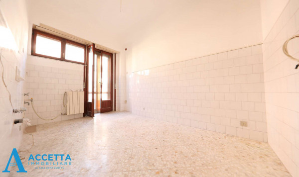 Appartamento in vendita a Taranto, Tre Carrare - Battisti, 79 mq - Foto 10