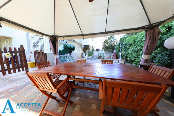 Appartamento in vendita a Taranto, Rione Laghi - Taranto 2, Con giardino, 78 mq - Foto 14