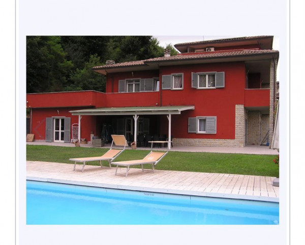 Villa in vendita a Deruta, Con giardino, 500 mq - Foto 1
