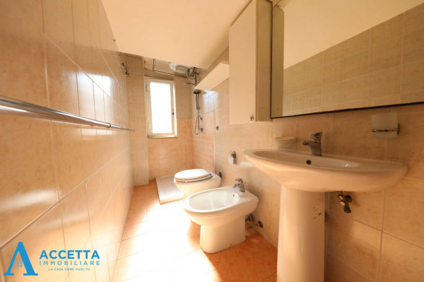 Appartamento in vendita a Taranto, Rione Italia - Montegranaro, 66 mq - Foto 6