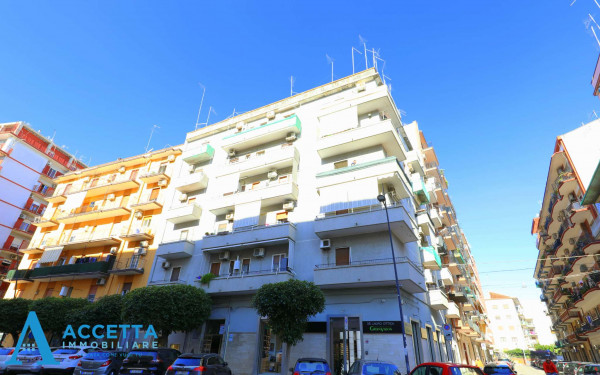 Appartamento in vendita a Taranto, Rione Italia - Montegranaro, 66 mq - Foto 3