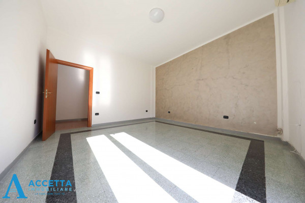 Appartamento in vendita a Taranto, Rione Italia - Montegranaro, 66 mq - Foto 14