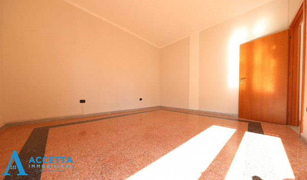 Appartamento in vendita a Taranto, Rione Italia - Montegranaro, 66 mq - Foto 9