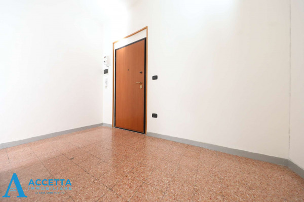 Appartamento in vendita a Taranto, Rione Italia - Montegranaro, 66 mq - Foto 13